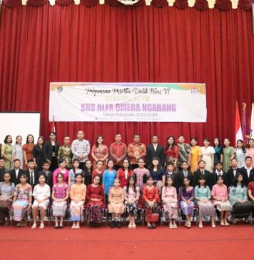 Heri Saman Hadiri Pelepasan Peserta Didik Kelas VI Angkatan VIII SDA Alfa Omega
