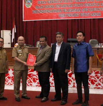Pj Bupati Samuel Sampaikan Pidato Pengantar Rapeda Pertanggungjawaban Pelaksanaan APBD TA 2022