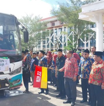 63 Calon Jemaah Haji Landak Diberangkatkan