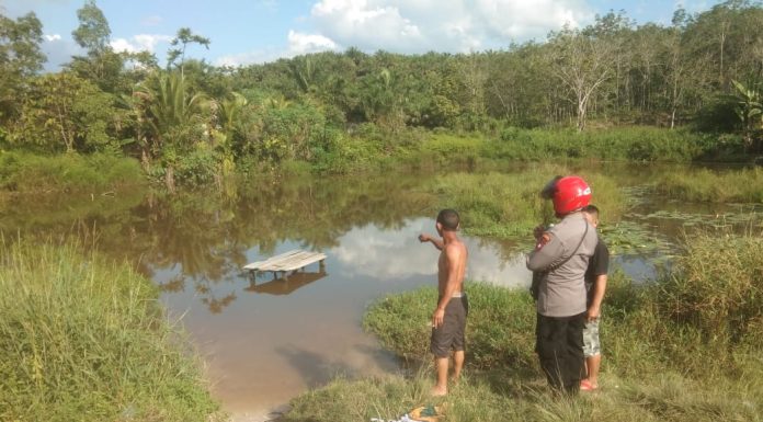 Terpeleset Bocah 12 Tahun Tewas Tenggelam Dikolam Bekas Galian Dompeng
