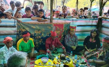 Samuel Apresiasi Masyarakat Angan Tembawang Terus Lestarikan Ritual Adat Notokng