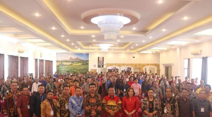 Heri Saman Hadiri Bimtek Peningkatan Kapasitas Pengurus GPPIK se Kalbar