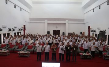 Samuel Buka Workshop Evaluasi Pengelolaan Keuangan dan Pembangunan Desa