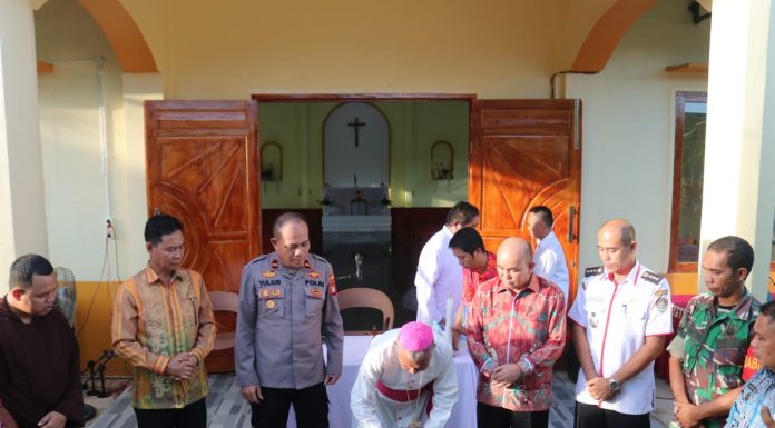 Gereja Katolik Santo Yosef Stasi Oto Ledang Paroki ST Yohanes Pemandi Pahauman Diresmikan