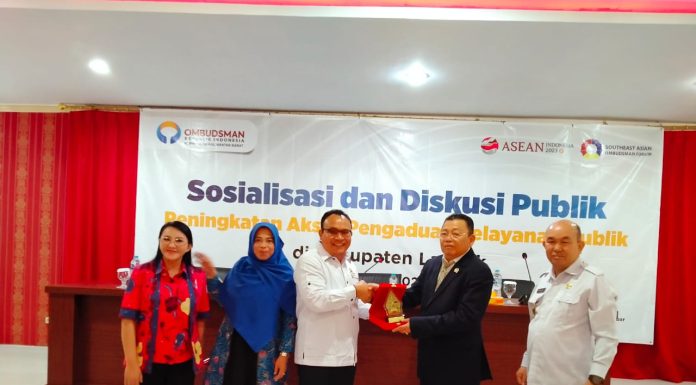 Samuel Buka Sosialisasi dan Diskusi Publik Peningkatan Akses Pengaduan