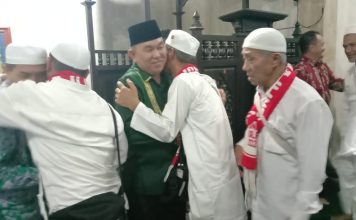 Jemaah Haji Asal Landak Tiba Dengan Selamat, Samuel : Semoga Menjadi Haji dan Hajjah Yang Mabrur