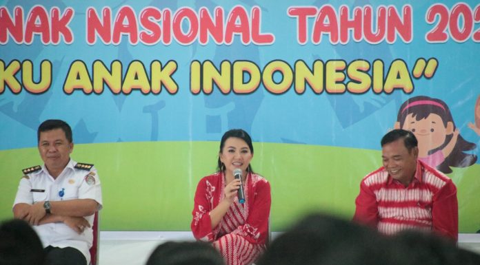 Karolin Ingatkan Pentingnya Peran Orang Tua Untuk Masa Depan Anak Pada Peringatan Hari Anak Nasional