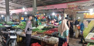 Cegah Tindak Kriminalitas, Personil Polsek Bengkong Rutin Lakukan Patroli Dialogis