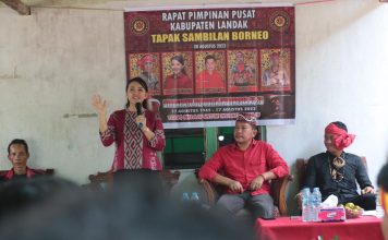 Karolin Dukung Tapak Sambilan Borneo Melestarikan Budaya Dayak
