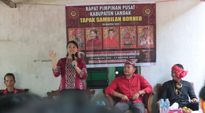 Karolin Dukung Tapak Sambilan Borneo Melestarikan Budaya Dayak