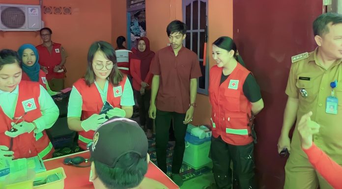 Karolin Apresiasi Kegiatan Donor Darah di Desa Hilir Tengah