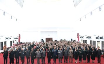 Dewan Sampaikan Apresiasi Atas Penghargaan Satyalancana Karya Satya Kepada Sejumlah PNS Landak