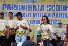 Margareta Hadiri Pembukaan Sport Tourism Volley Pantai se Kalbar di Ketapang