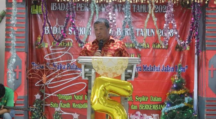 Heri Saman Hadiri Ibadah HUT GKTI Reformasi Antan Ke -5 Tahun