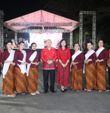 Lomba Festival Tari Tradisional Jonggan Meriahkan HUT Pemkab Landak Ke-24