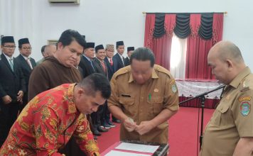Pengurus FKUB dan Forkomas Landak Dilantik, Samuel : Jalankan Tugas dan Fungsi Dengan Baik