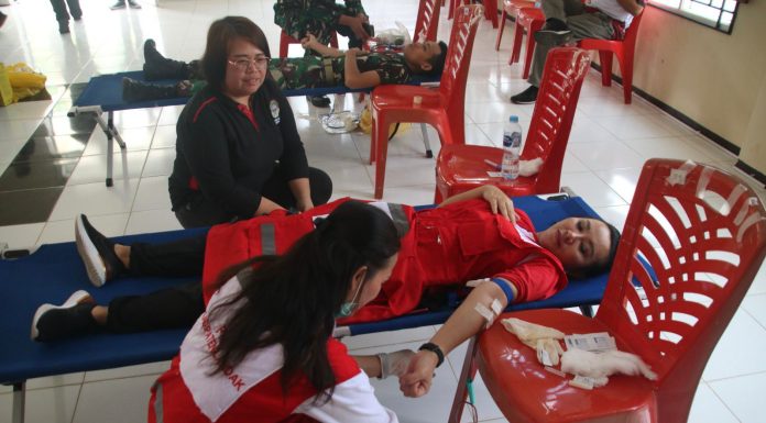 Karolin Laksanakan Donor Darah Event Jelimpo Sehat dan Peduli Lingkungan