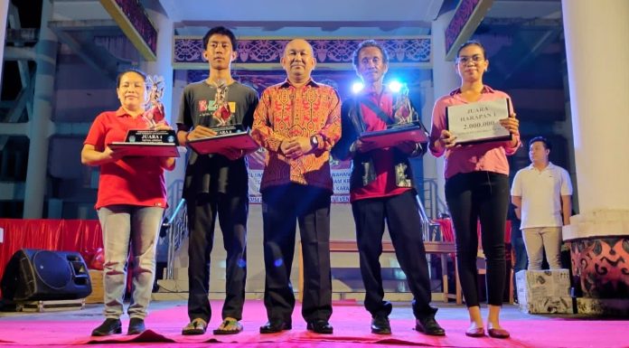 Samuel Tutup Rangkaian Kegiatan Peringatan HUT Ke – 24 Pemkab Landak