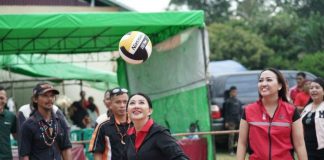 Karolin Buka Turnamen Kades Cup Mandor 2023