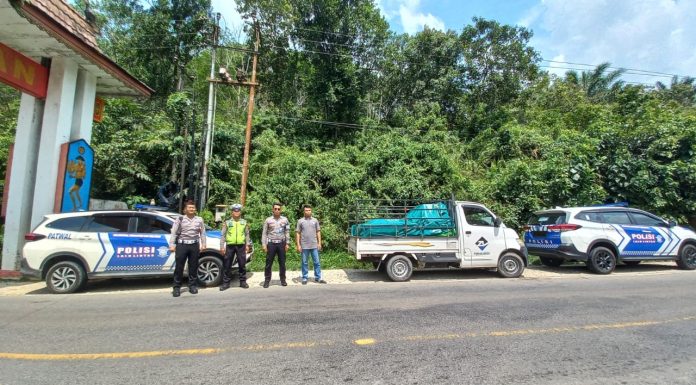 Polres Landak Kawal Pendistribusian Logistik Pemilu