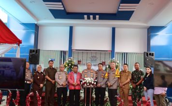 Jalin Silaturahmi Kapolda Kalbar Sambangi Yon Armed 16 Komposit Ngabang