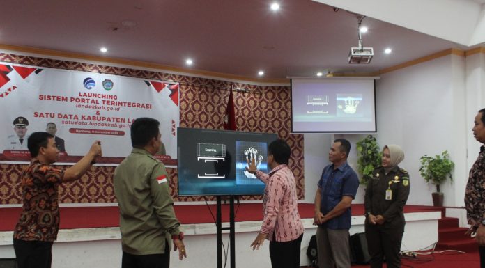 Pemkab Landak Launching Sistem Portal Terintegrasi dan Satu Data Mudahkan Masyarakat Peroleh Informasi Transparan dan Kredibel