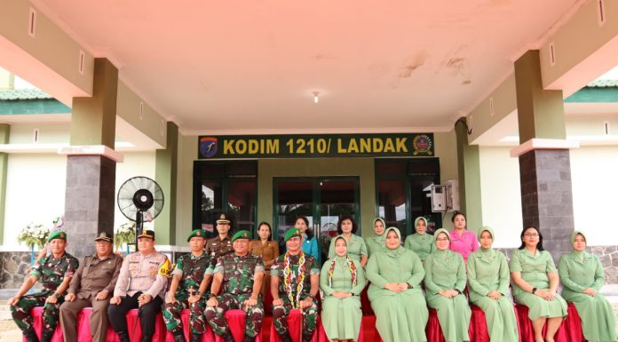 Kapolres Landak Hadiri Peresmian Kodim 1210/LDK