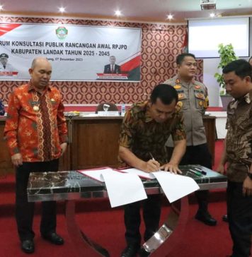 Dewan Landak Harapkan RPJPD Landak Tahun 2025-2045 Berpihak Pada Masyarakat Kurang Mampu