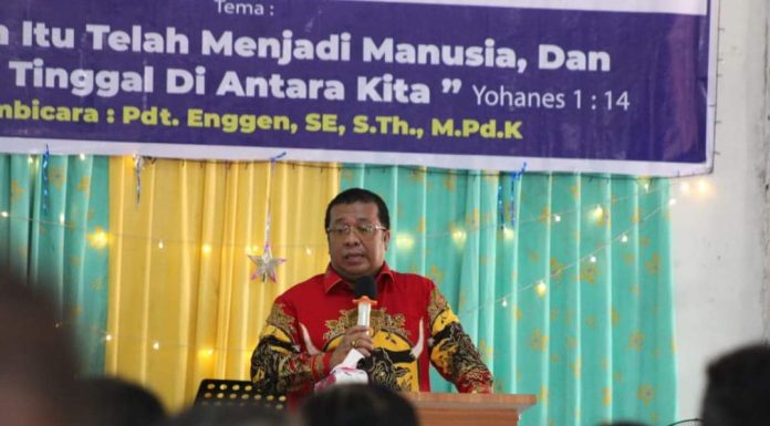 Heri Saman Hadiri Perayaan Natal Daerah V GPPIK dan Natal Jemaat Tasik Galilea Antus