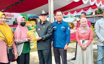 Penuhi Kebutuhan Masyarakat Jelang Hari Raya, Pemkab Landak Gelar Pangan Murah
