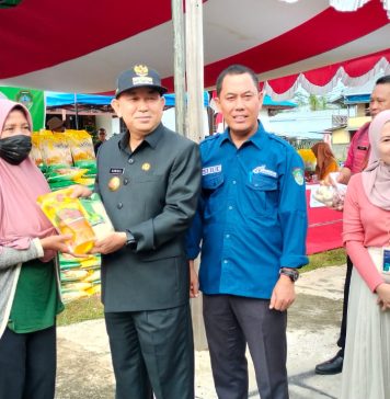 Penuhi Kebutuhan Masyarakat Jelang Hari Raya, Pemkab Landak Gelar Pangan Murah