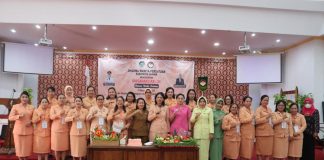 Puncak Kegiatan HUT Ke – 24 Dharma Wanita Perastuan Kabupaten Landak