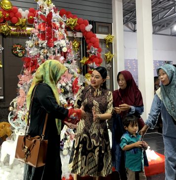 Karolin Margret Natasa Gelar Open House Natal