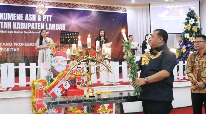 Hadiri Natal Oikumene Pemkab Landak, Heri Saman Ajak Maknai Sebagai Kemardekaan Rohani