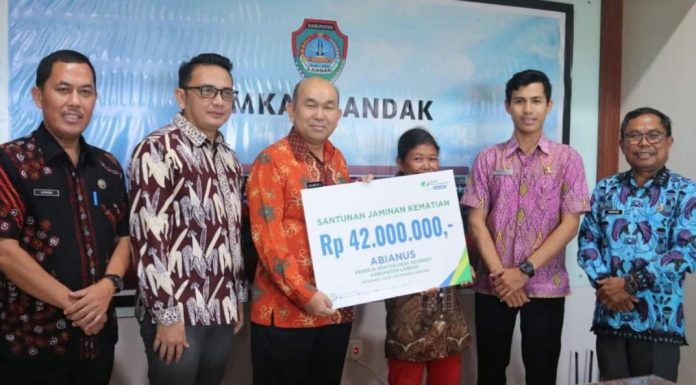 Dana Bagi Hasil Biayai Pekerja Perkebunan Sawit Dalam Jaminan Sosial Ketenagakerjaan