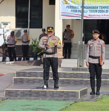 Intruksi Kapolres Landak, Larang Personil PAM TPS Intimidasi Masyarakat Dalam Memilih