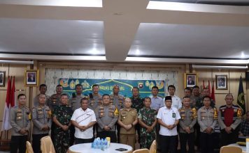 Heri Saman Hadiri Halal Bihalal Polres Landak