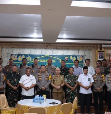 Heri Saman Hadiri Halal Bihalal Polres Landak