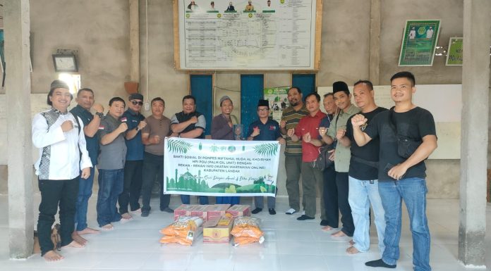 HPI Bersama IWO Landak Serahkan Bantuan Ke Ponpes Miftahul Huda Al Khoiriyah dan Gelar Buka Puasa Bersama