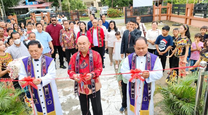 Gedung GKTI Jemaat Batu Penjuru Ngabang Diresmikan