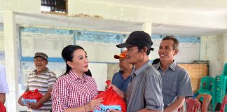 Korban Banjir Sengah Temila Terima Bantuan Sembako, Karolin Sebut Perlu Ada Mitigas Bencana