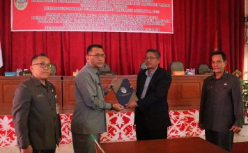 Pemkab dan DPRD Landak Setujui Raperda Pelaksanaan APBD TA 2023 Diperdakan