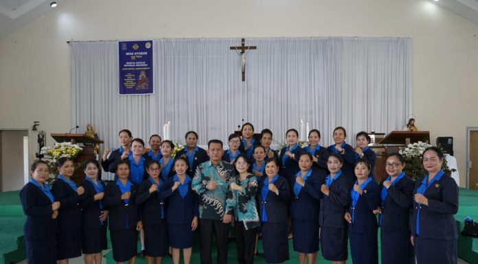 Gutmen Hadiri Peringatan Hari Ulang Tahun WKRI Ke -100