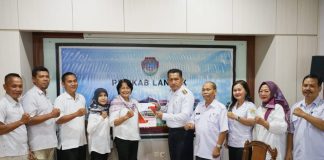 Pemkab Landak Terima Bantuan Dari Kemensos RI
