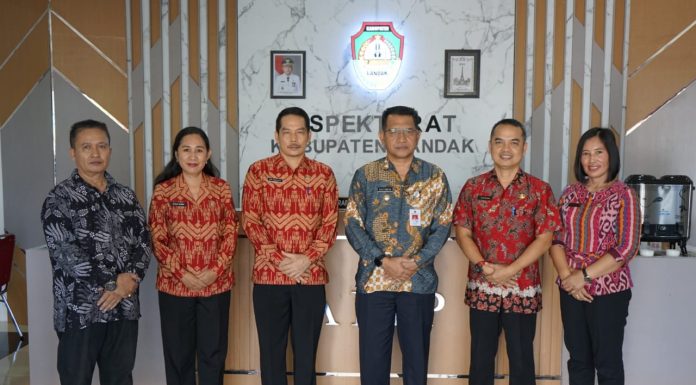 Dua Aparatur Sipil Negara Inspektorat Landak Masuki Masa Purna Tugas