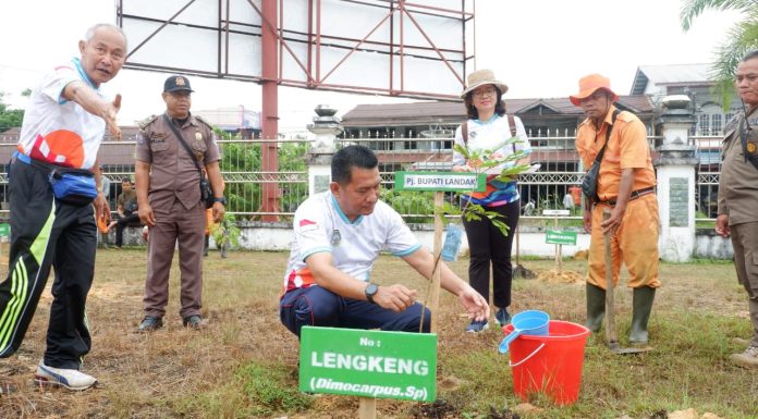 Pemkab Landak Gelar Tanam Pohon Bersama Pada Peringatan Hari Lingkungan Hidup se Dunia