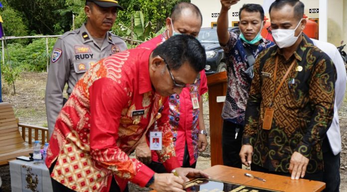 Desa Kayu Ara Jelimpo Deklarasi Open Defecation Free