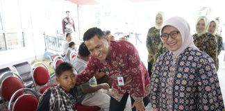 Kejari Landak Gelar Khitanan Massal, Gutmen Sampaikan Apresiasi