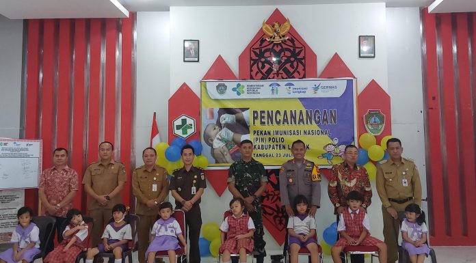 Pemkab Landak Canangkan Pekan Imunisasi Nasional Polio