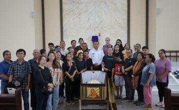 Pj. Bupati Gutmen Nainggolan Ikuti Prosesi Pemakaman Ibunda Sekda Landak